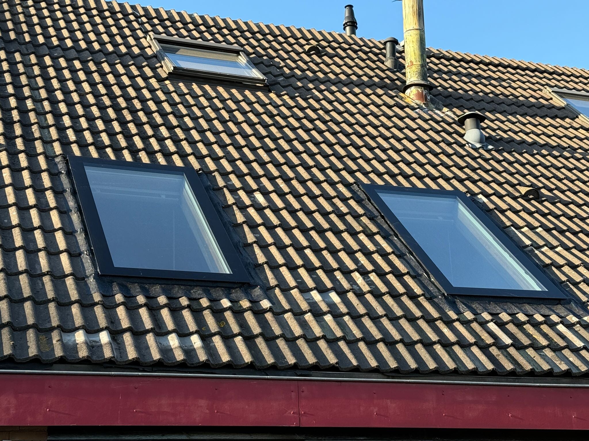 Vast Dakraam Schuin Dak - 60x60 cm van Premium Dakramen